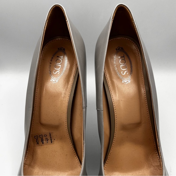 TODS LIGHT GREY LEATHER HEELS - Picture 12 of 15